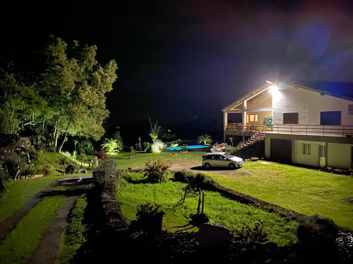 Casa Das Hortencias By Azoresrent Farroupo Esterno foto