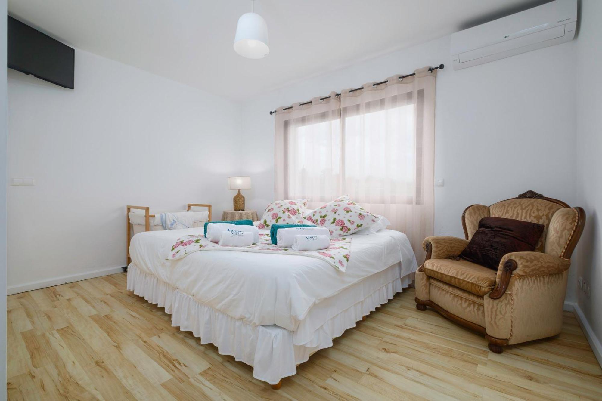 Casa Das Hortencias By Azoresrent Farroupo Esterno foto