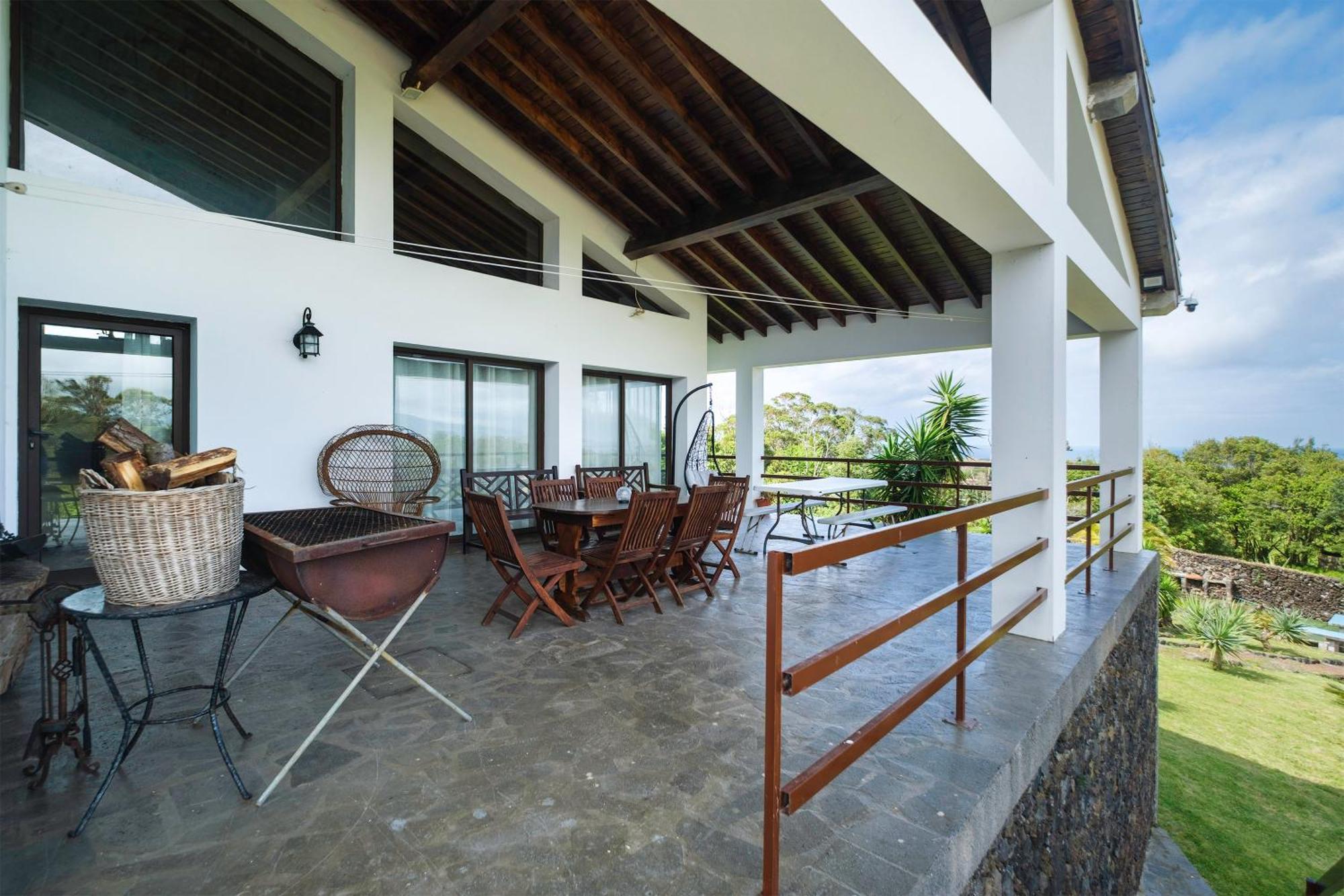 Casa Das Hortencias By Azoresrent Farroupo Esterno foto